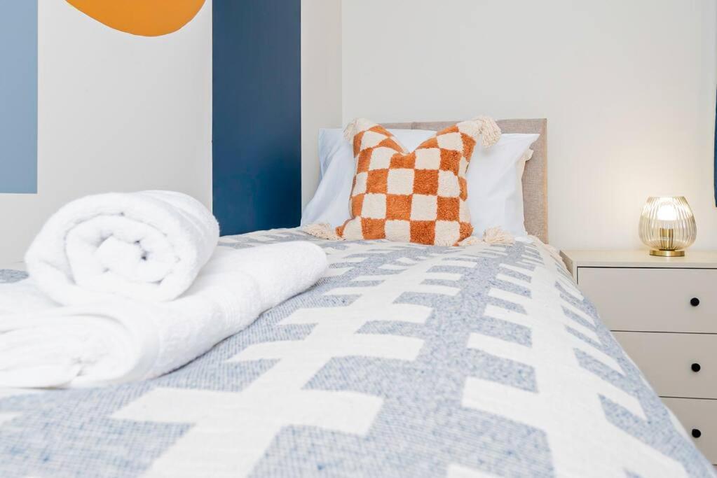 Coastal Comfort Getaway Portsmouth Exteriör bild