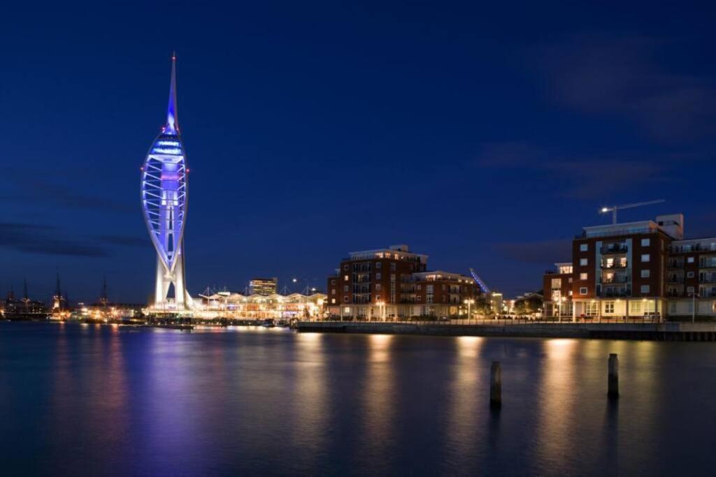 Coastal Comfort Getaway Portsmouth Exteriör bild