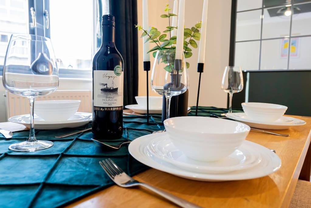 Coastal Comfort Getaway Portsmouth Exteriör bild